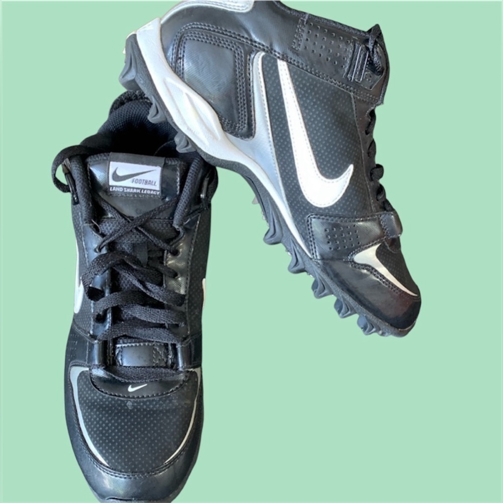 Nike Landshark Legacy Football Cleats EUC